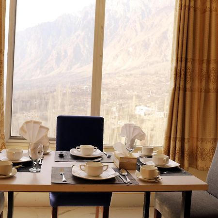Hilltop Hotel, Hunza Karimabad  المظهر الخارجي الصورة