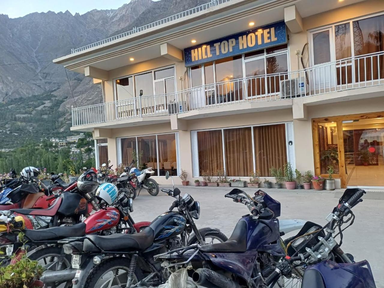 Hilltop Hotel, Hunza Karimabad  المظهر الخارجي الصورة