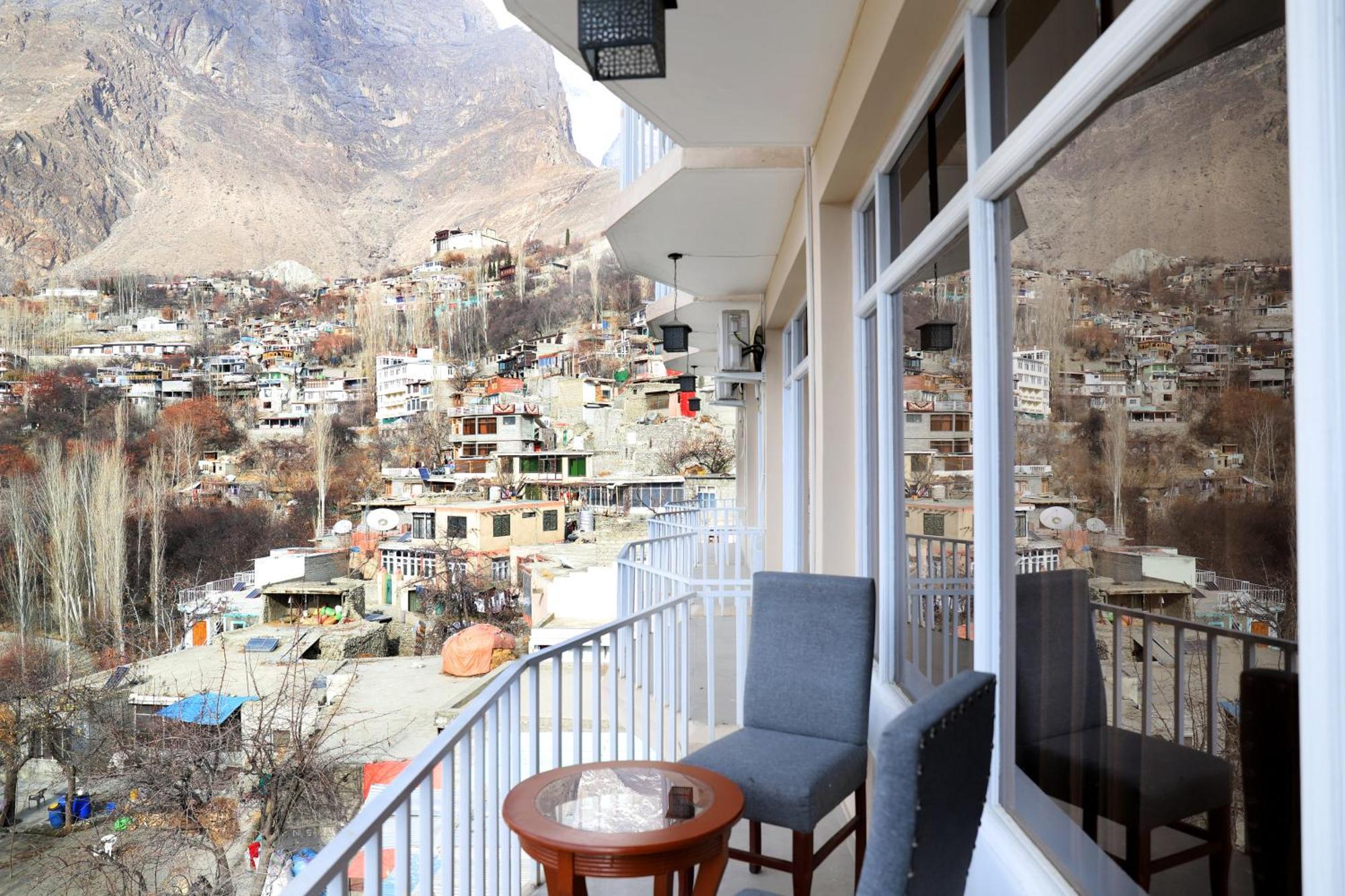 Hilltop Hotel, Hunza Karimabad  المظهر الخارجي الصورة